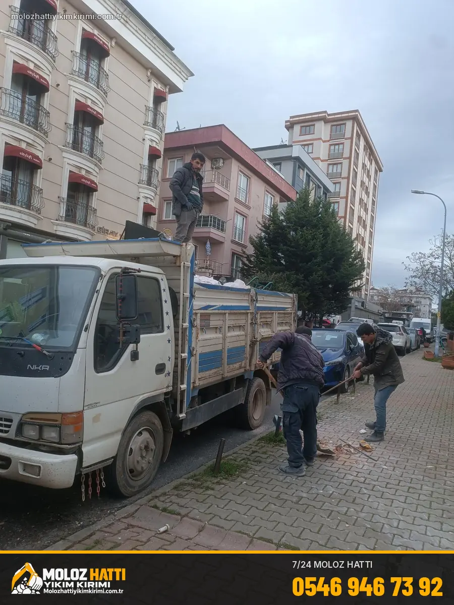 İBB Moloz Hattı Var mı? Belediyeye Moloz Aldırma Rehberi