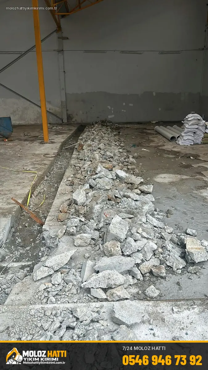 Depo zemininde beton kırımı ve kanal